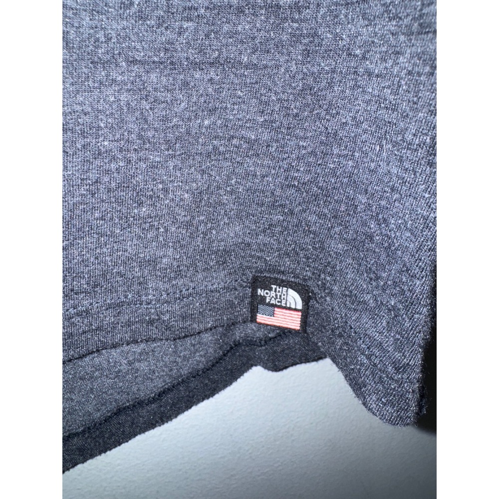 The North Face Womens XS Gray Americana Logo Tank Top Sleeveless Graphic Tee - Picture 4 of 4